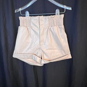 superdown kenzie faux‎ leather short beige nude color Size Small paperbag waist